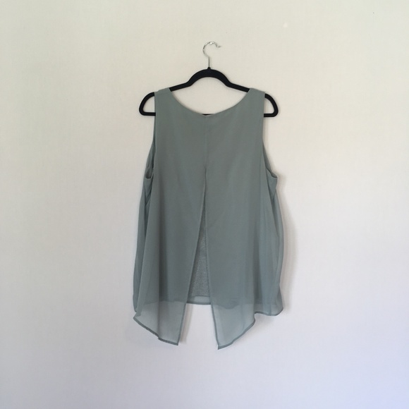 Simply Vera Vera Wang Layered V-Neck Top Size L - Picture 4 of 7